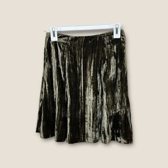 Maeve Anthropologie Green Crushed Velvet A-Line Flare Skirt Womens Size 0 - Picture 2 of 5